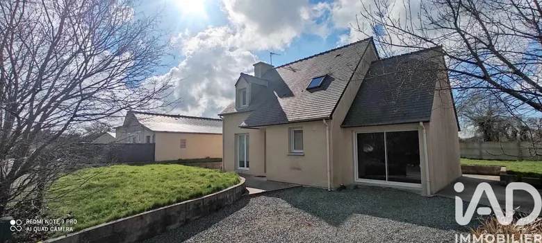 Maison 5 pièces 77 m² · à Kerfot · 77 m² · 219 000 €