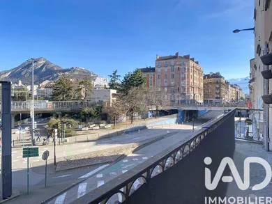 Apartment in Grenoble (38000)