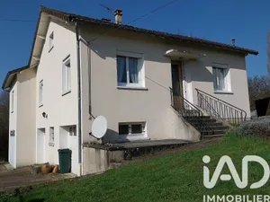 Maison de campagne à Saint-Victurnien (87420)