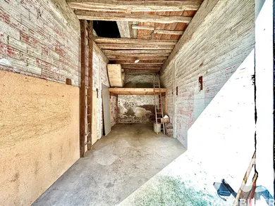 Garage à Villeneuve-sur-Yonne (89500)