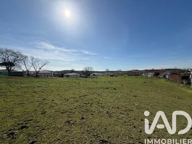 Terrain à Pouillon (40350)