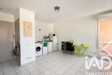 Apartment in Salon-de-Provence (13300)