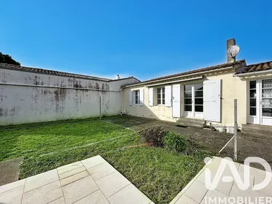 House in Sainte-Marie-de-Ré (17740)