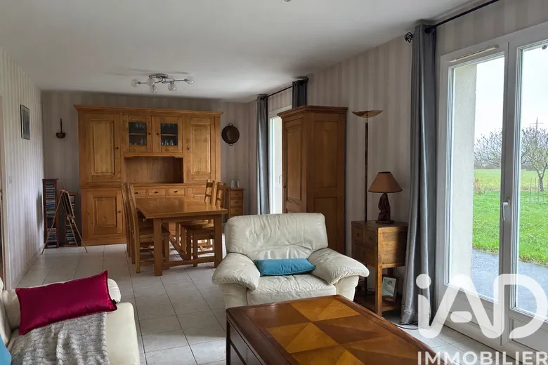Maison 5 pièces 124 m² · à Villeperdue · 124 m² · 272 900 €