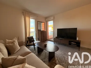 Apartment in Villenave-d'Ornon (33140)