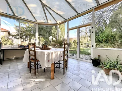 Mansion in Courtisols (51460)
