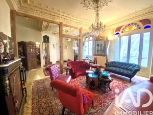 Apartment in Paris (75009)