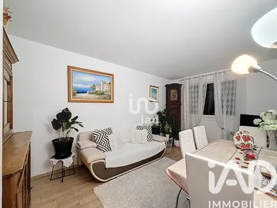 Apartment in Saint-Fargeau-Ponthierry (77310)