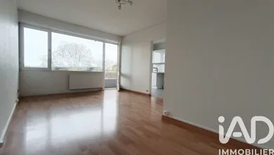 Apartment in Bordeaux (33200)