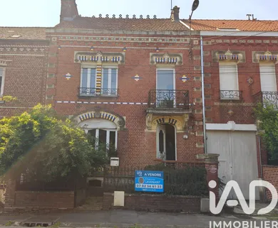 Townhouse in Hirson (02500)