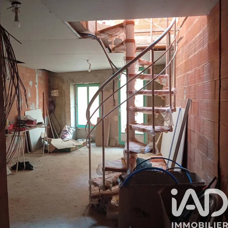 Maison 4 pièces 80 m² · à Pierrelongue · 80 m² · 75 000 €