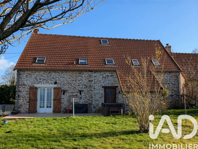 Maison 8 pièces 185 m² · à Pouligny-Notre-Dame · 185 m² · 190 000 €