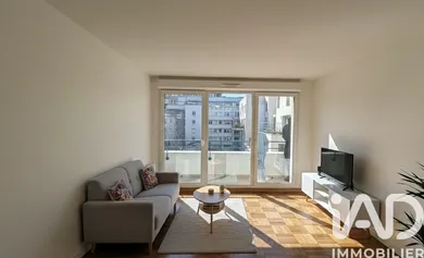 Apartment in Saint-Ouen-sur-Seine (93400)