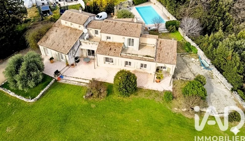 Maison 8 pièces 199 m² · à Bourg-Saint-Andéol · 199 m² · 449 000 €