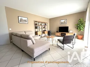 Apartment in Saint-Raphaël (83700)