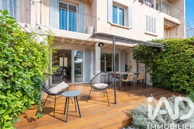 Appartement à Aix-en-Provence (13090)