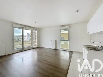 Apartment in Chelles (77500)