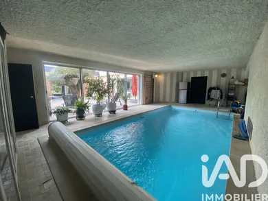Architectural house in Carlepont (60170)