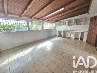 Maison à Les Abymes (97139)