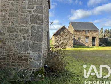Maison à Lassay-les-Châteaux (53110)