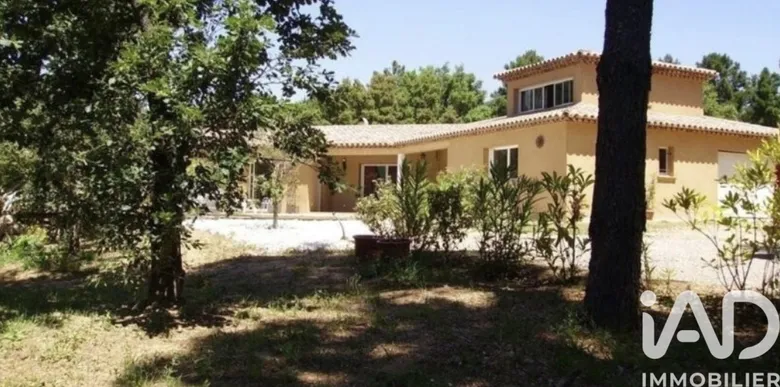 Maison 5 pièces 215 m² · à La Garde-Freinet · 215 m² · 1 480 000 €