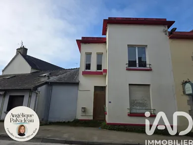 Building in Clohars-Carnoët (29360)