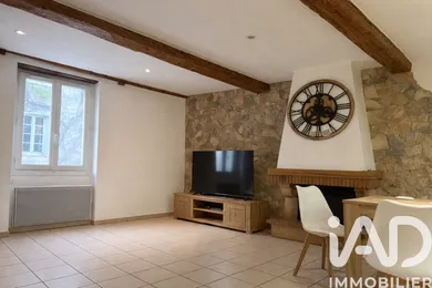 Maison de village à Claviers (83830)
