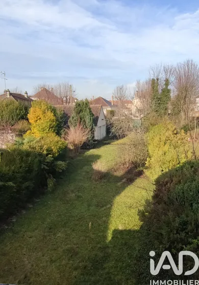 Traditional house in La Chapelle-Saint-Luc (10600)