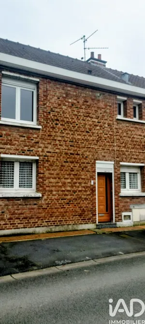 House in saint amand (59230)