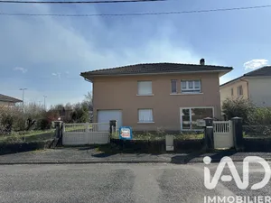 Maison à Oloron-Sainte-Marie (64400)