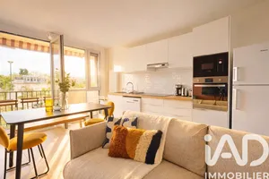 Apartment in Colombes (92700)