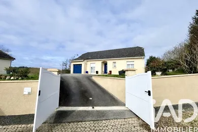 House in Naves (19460)
