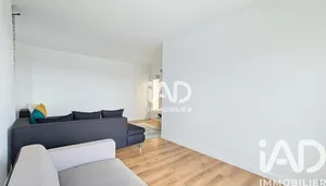 Apartment in Grigny (91350)