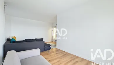 Apartment in Grigny (91350)