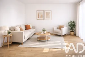 Apartment in Paris (75018)