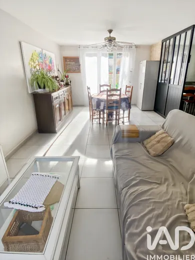 Townhouse in Combs-la-Ville (77380)