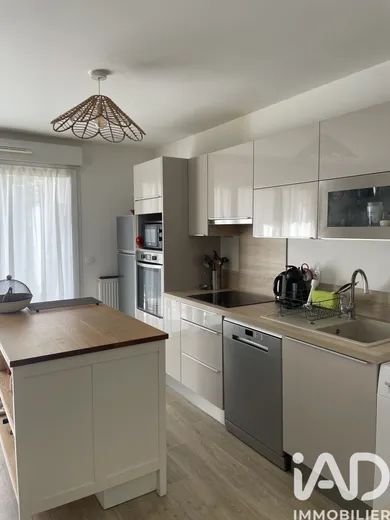 Apartment in SAINT-MICHEL-SUR-ORGE (91240)