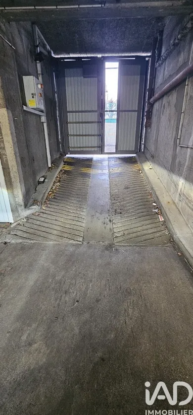 Garage in Créteil (94000)