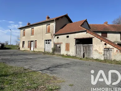 House in Lapeyrouse (63700)