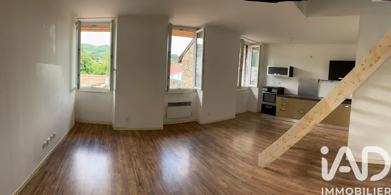 Appartement 3 pièces 62 m² · à Saint-Marcellin · 61,5 m² · 110 000 €