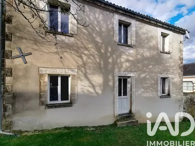 House in Charras (16380)