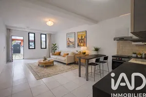 Apartment in Bordeaux (33100)