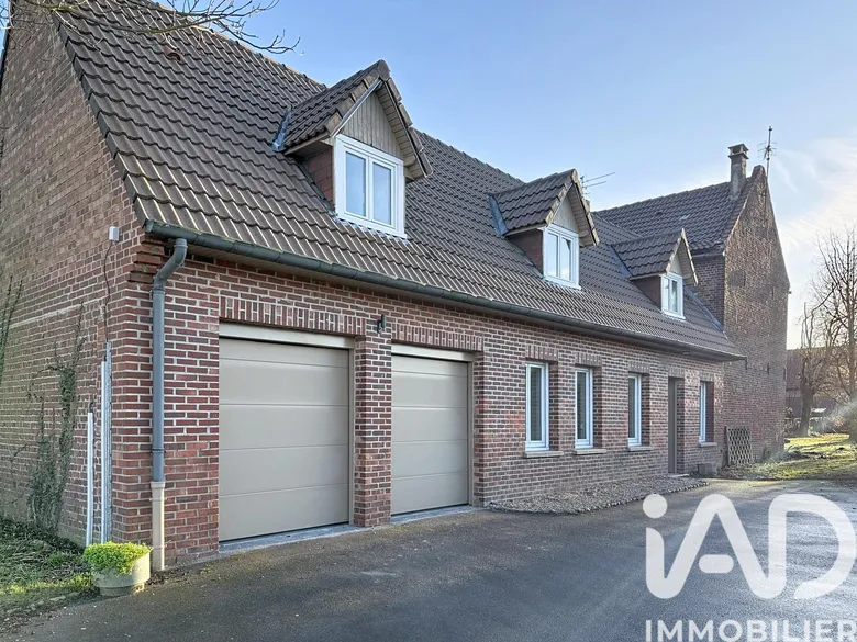 Maison 5 pièces 137 m² · à Englos · 137 m² · 480 000 €