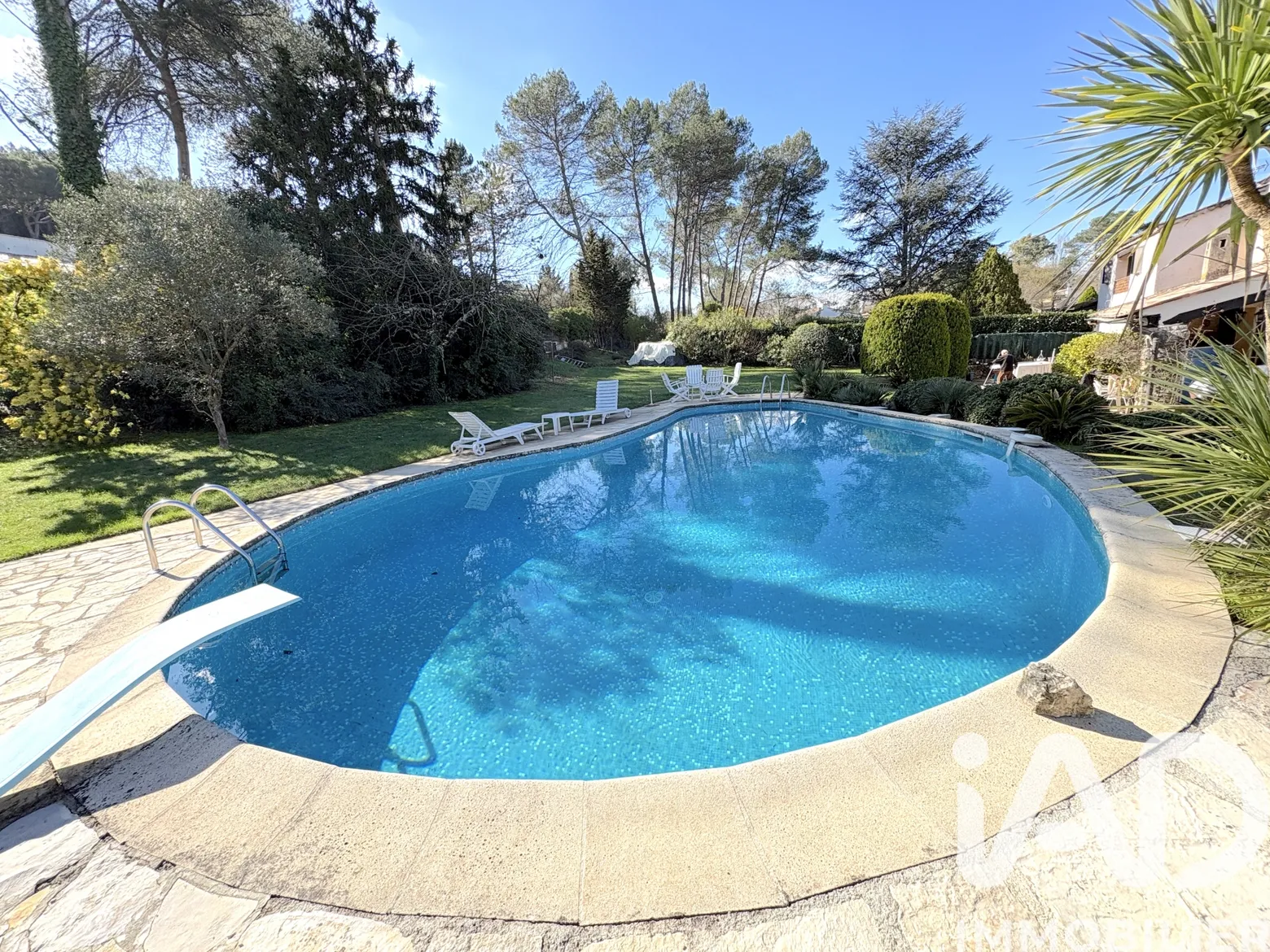 Vente maison à Mougins (06250) : maison traditionnelle 5 pièces 189 m² — 2