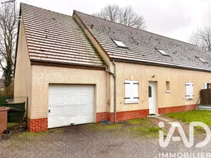 Traditional house in Lachaussée-du-Bois-d'Écu (60480)
