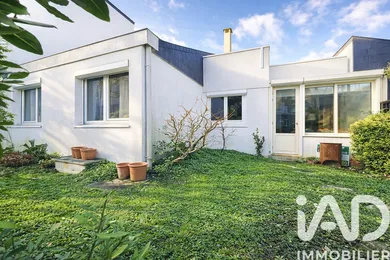 Apartment in Bry-sur-Marne (94360)