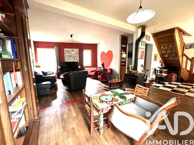 House in Thiverval-Grignon (78850)