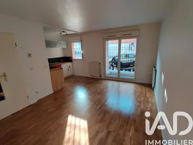 Apartment in Noisy-le-Grand (93160)