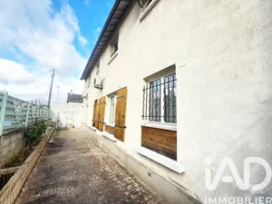 Apartment in Bobigny (93000)