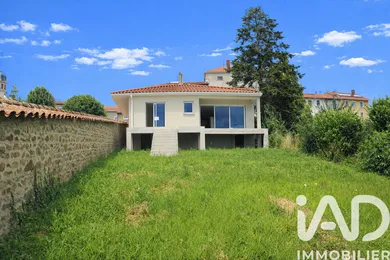 Maison à Saint-Laurent-de-Chamousset (69930)